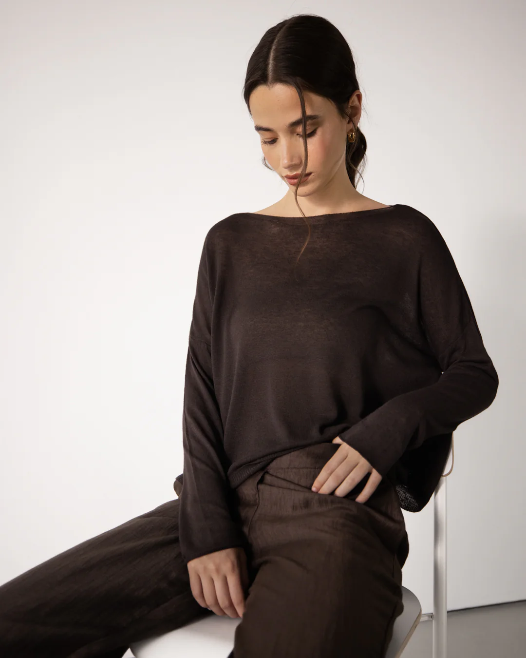 Amelie Lightweight Linen Top | Espresso Brown - Image 5