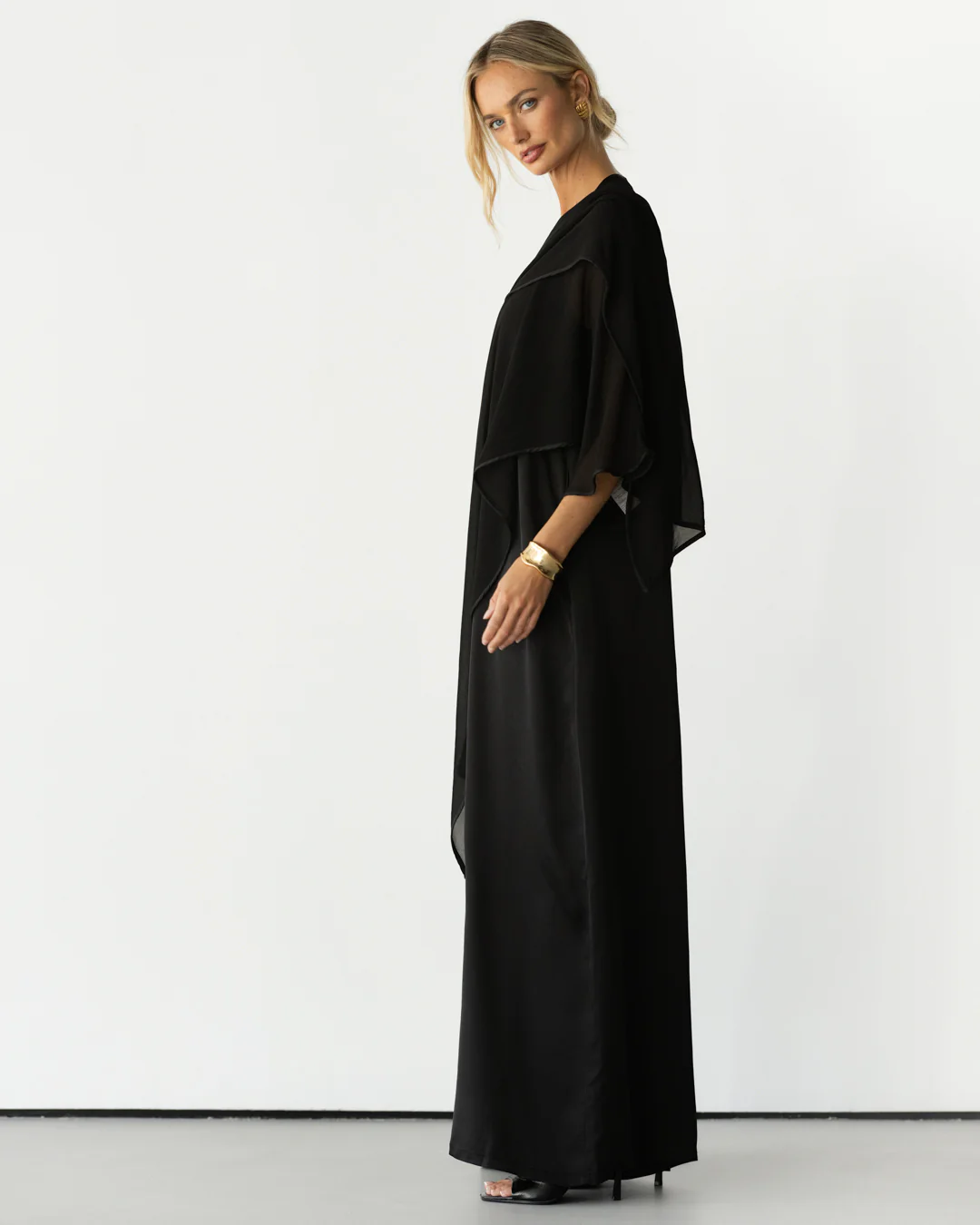 Brienne Lightweight Cape | Black - Image 9