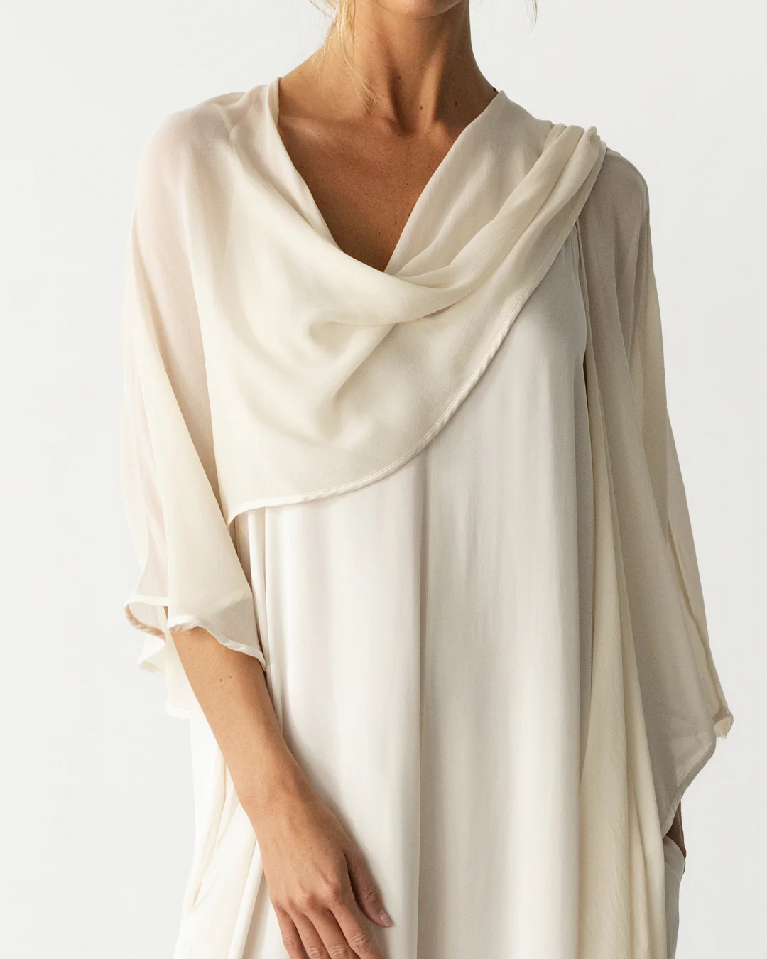 Brienne Lightweight Cape | Ivory - Image 2