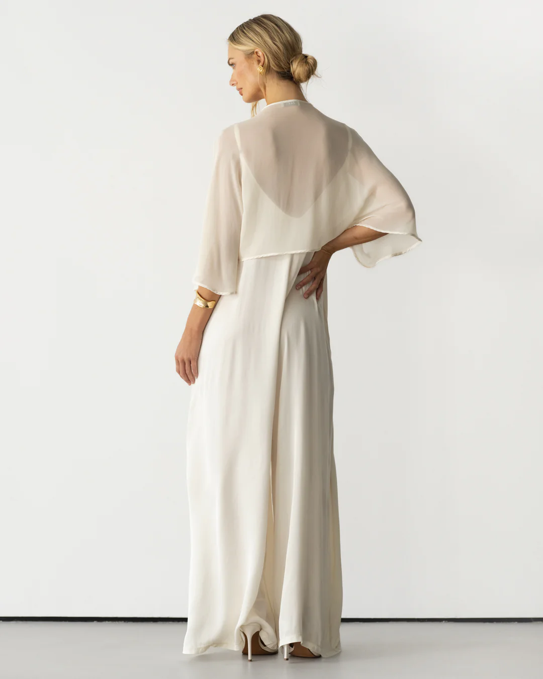 Brienne Lightweight Cape | Ivory - Image 3