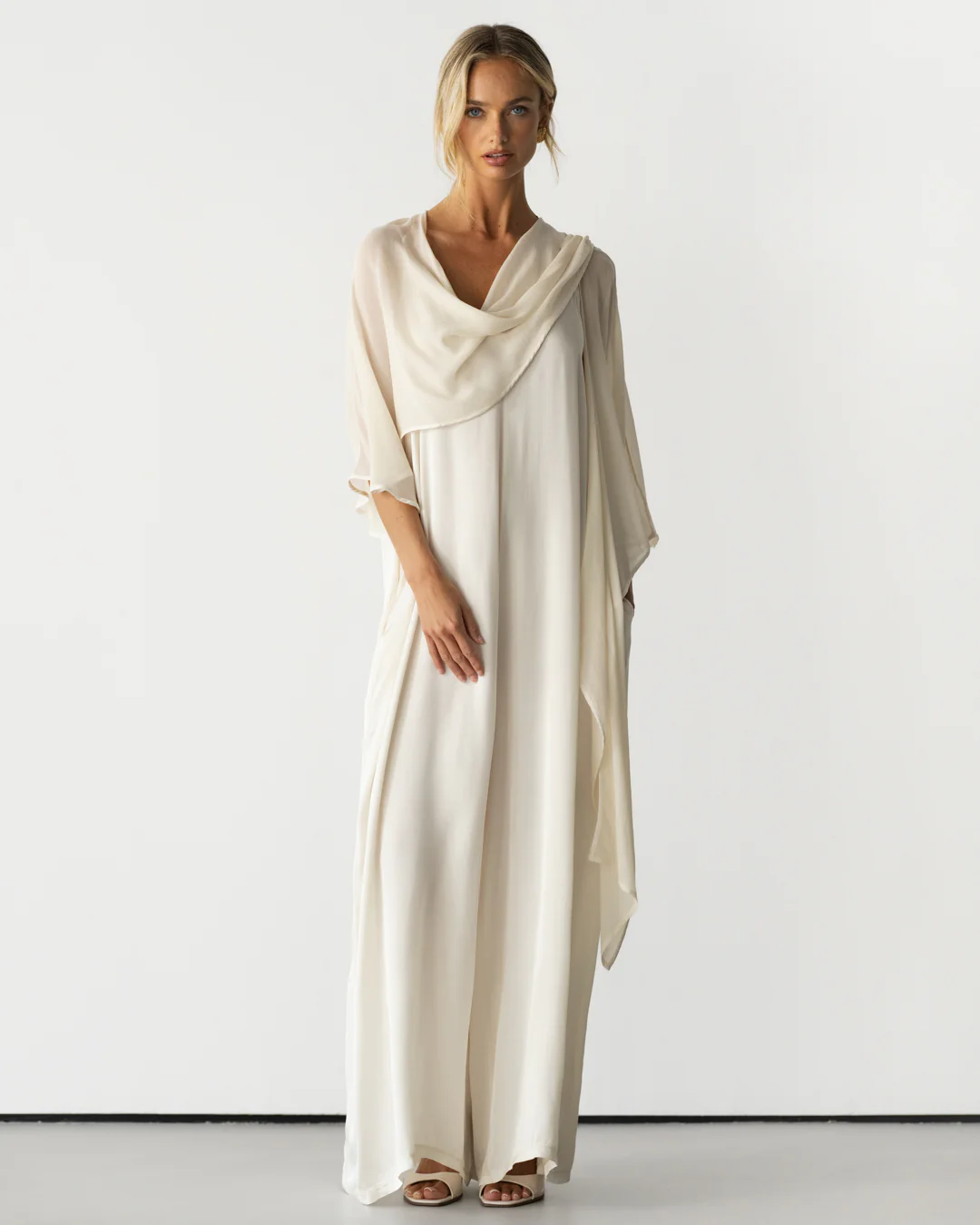 Brienne Lightweight Cape | Ivory - Image 5