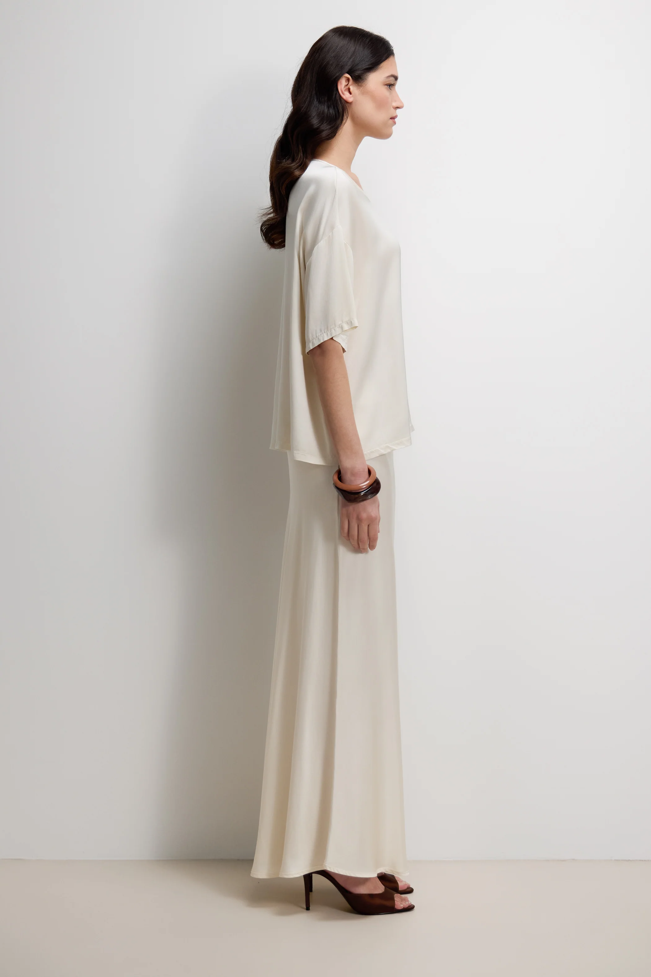 Mila Back Slit Satin Top | Ivory - Image 4