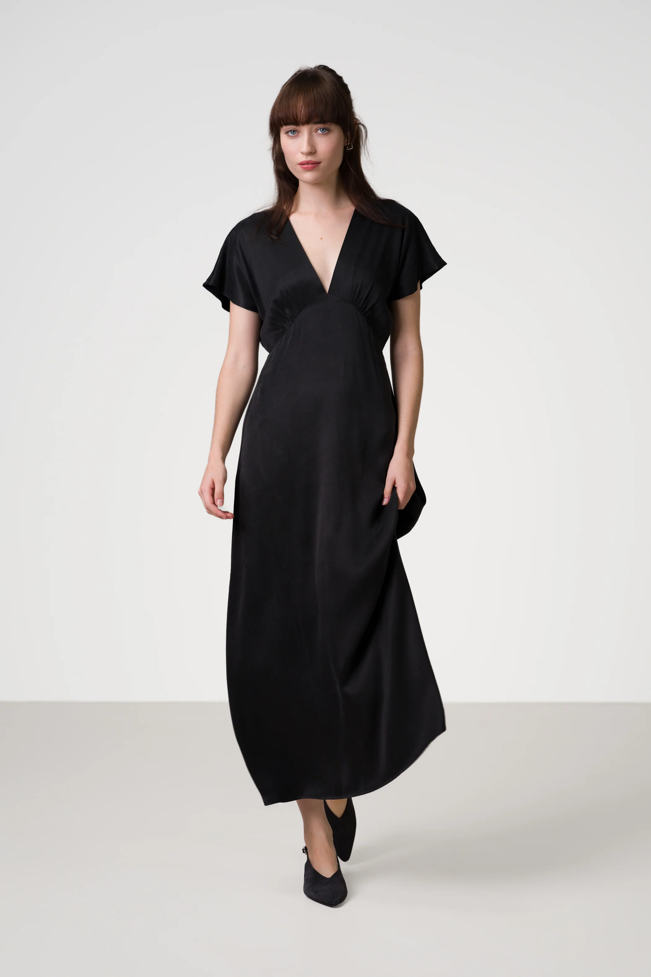 Cressida V Neck Cupro Dress | Black - Image 4