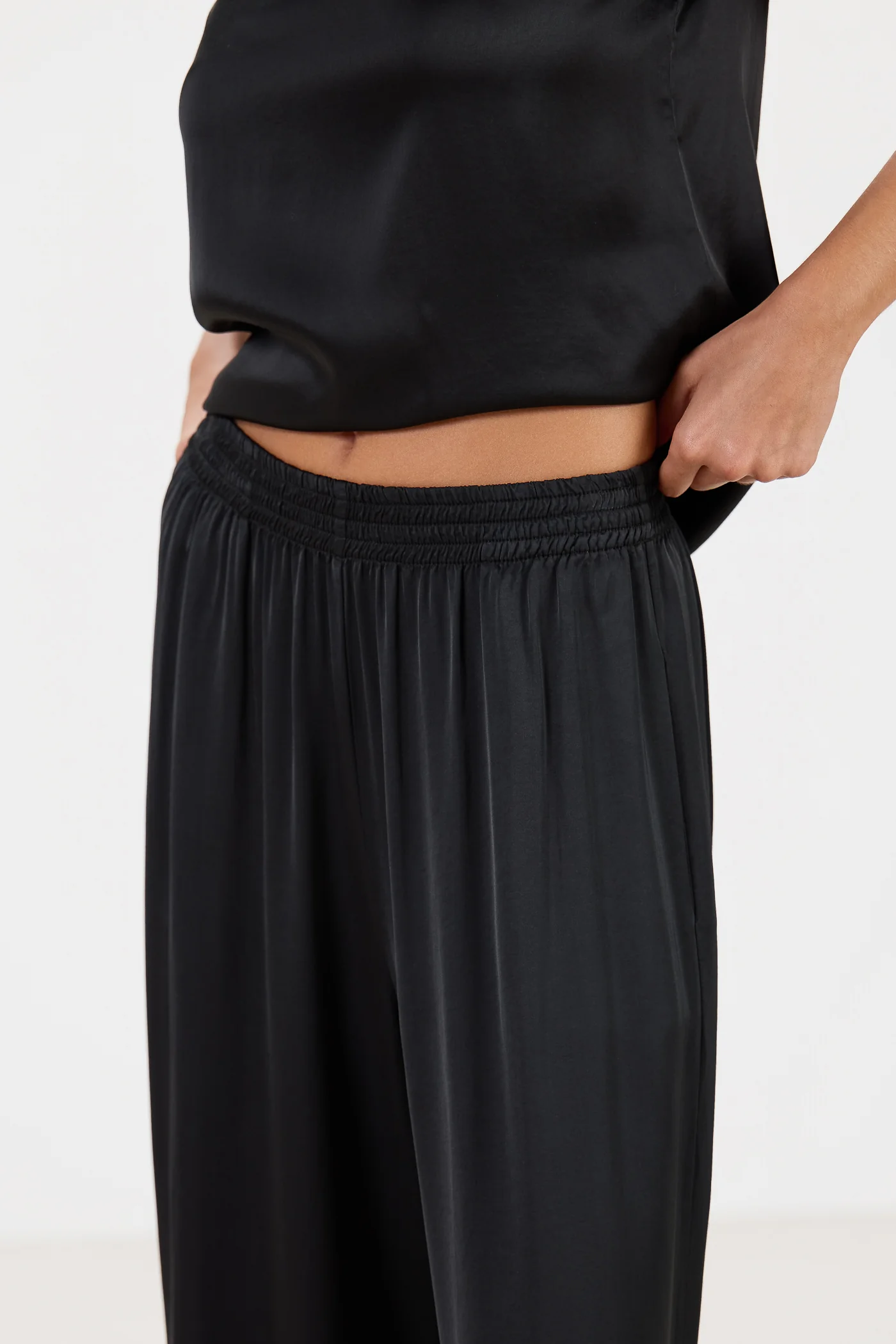 Daisy Elastic Waist Satin Pants | Black - Image 2