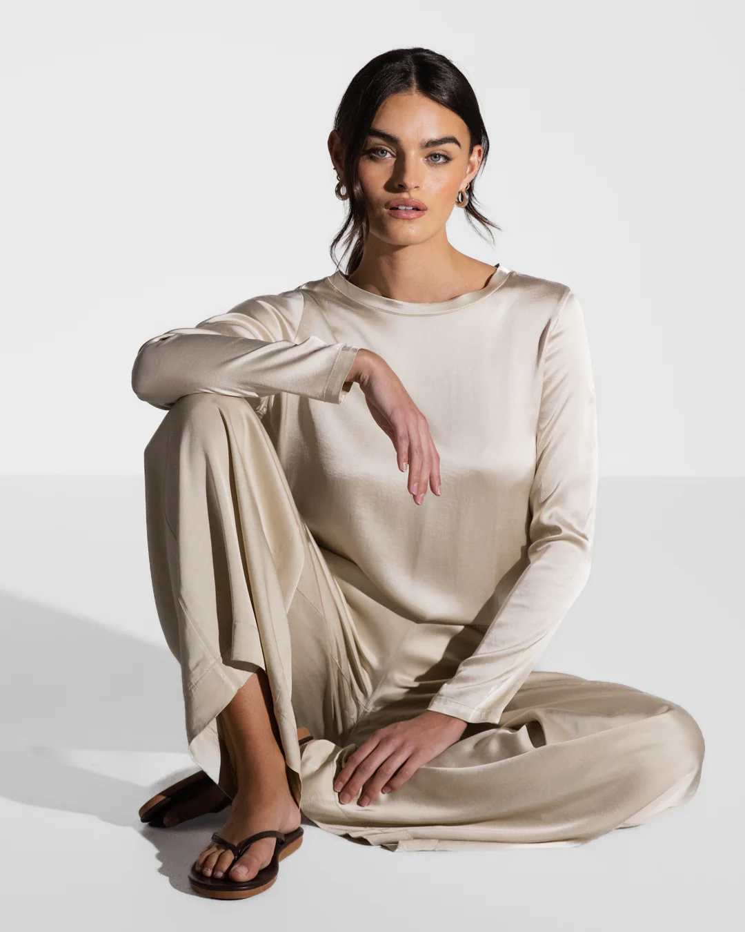 Daisy Elastic Waist Satin Pants | Cream - Image 3