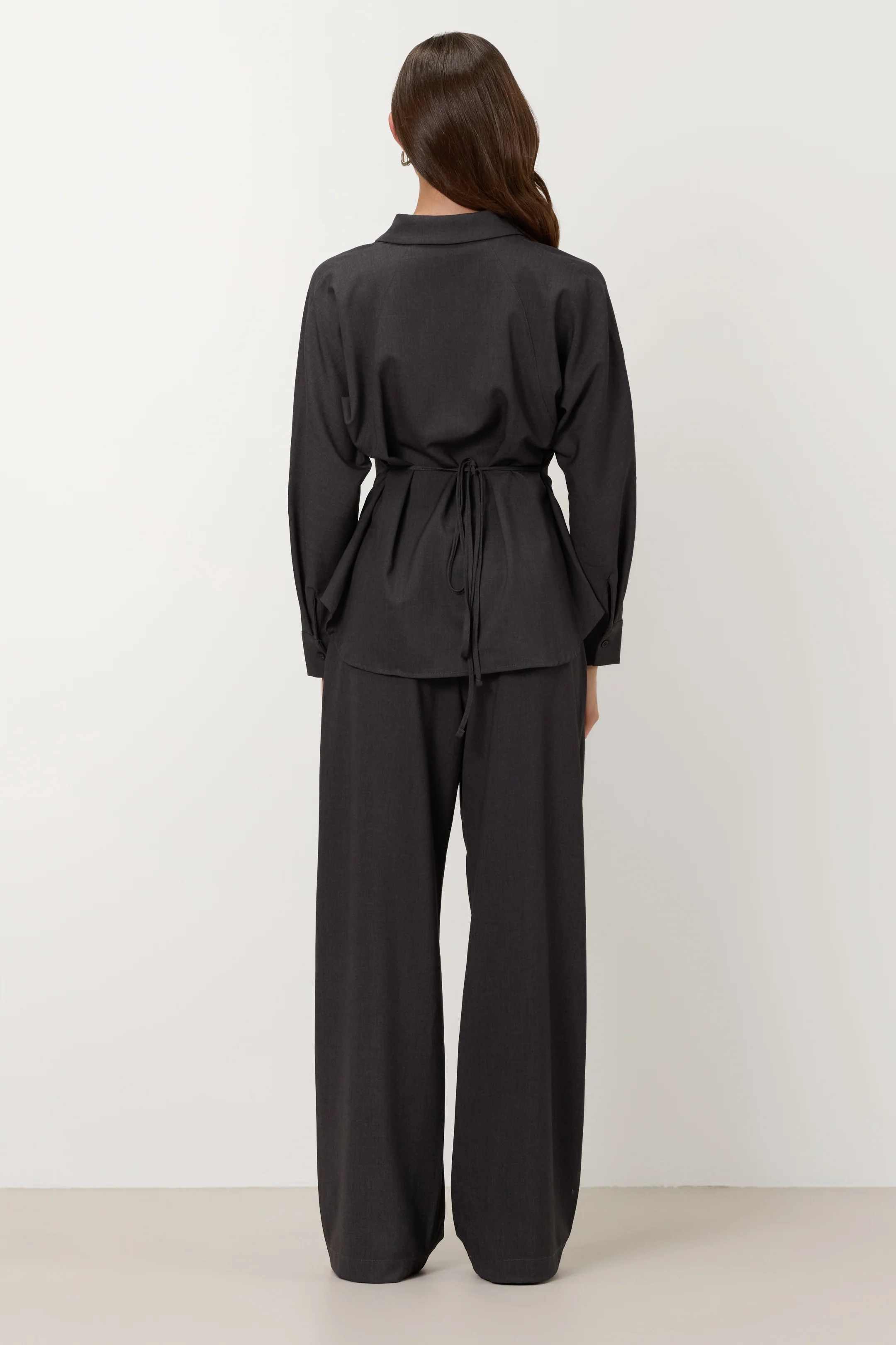 Ellis Tie Waist Shirt | Charcoal - Image 5