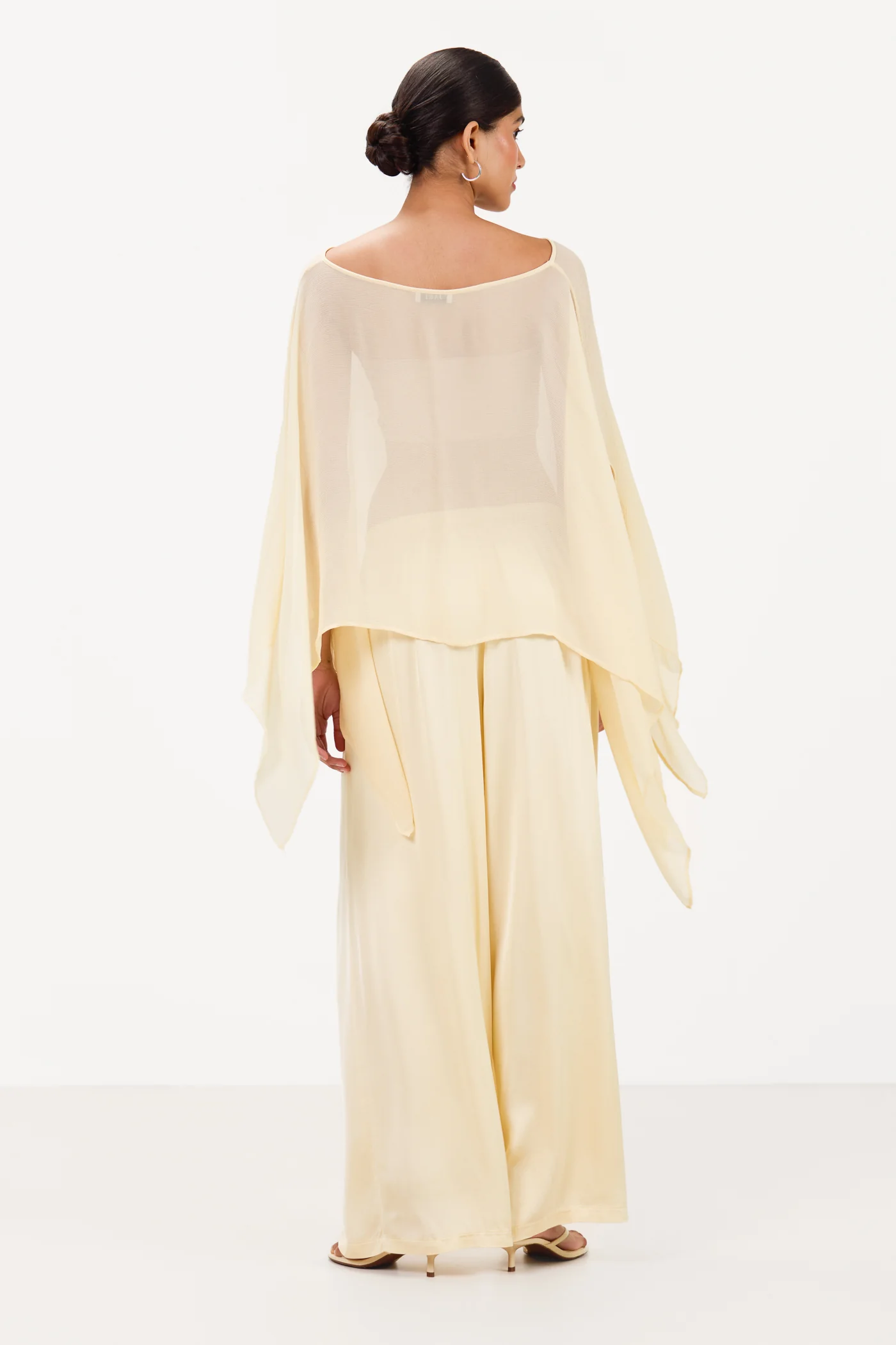 Emberly Lightweight Poncho | Buttercream - Image 3