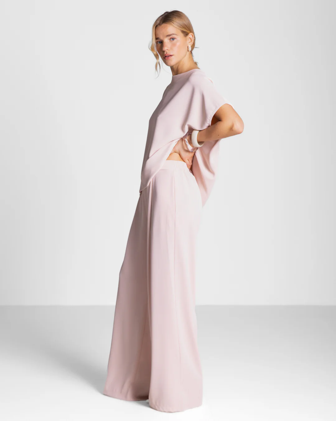 Gabriella Pleated Elastic Waist Trousers | Dusty Pink - Image 5