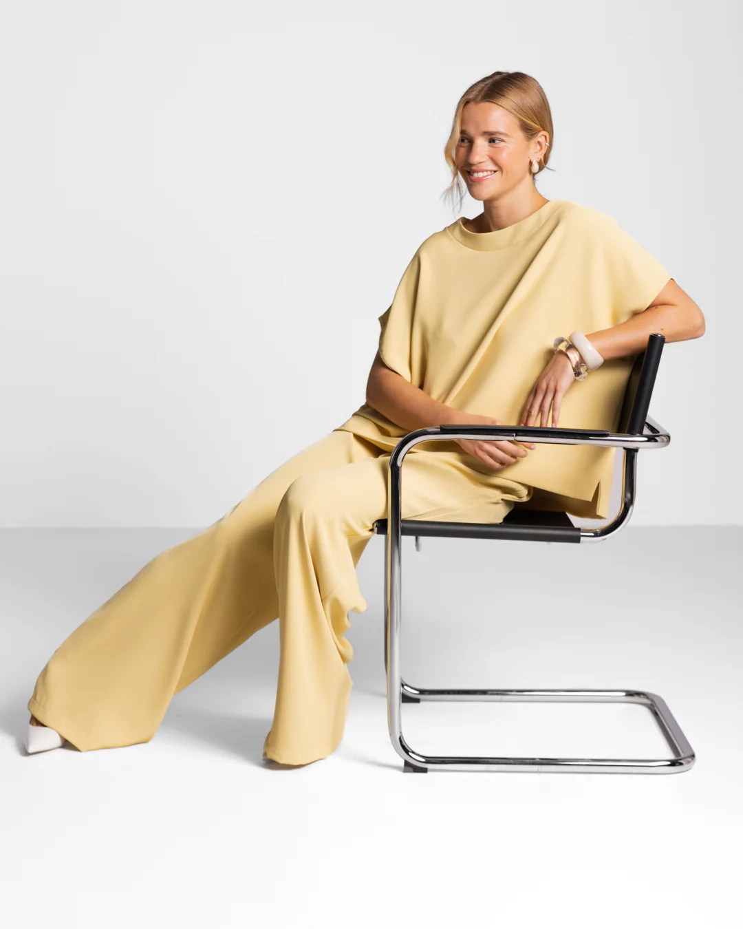 Gabriella Pleated Elastic Waist Trousers | Pastel Yellow - Image 6