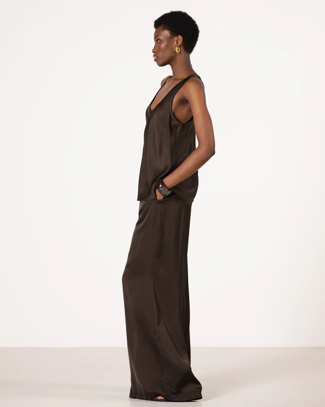 Giselle Elastic High Waist Satin Trousers | Cocoa Soleil - Image 3