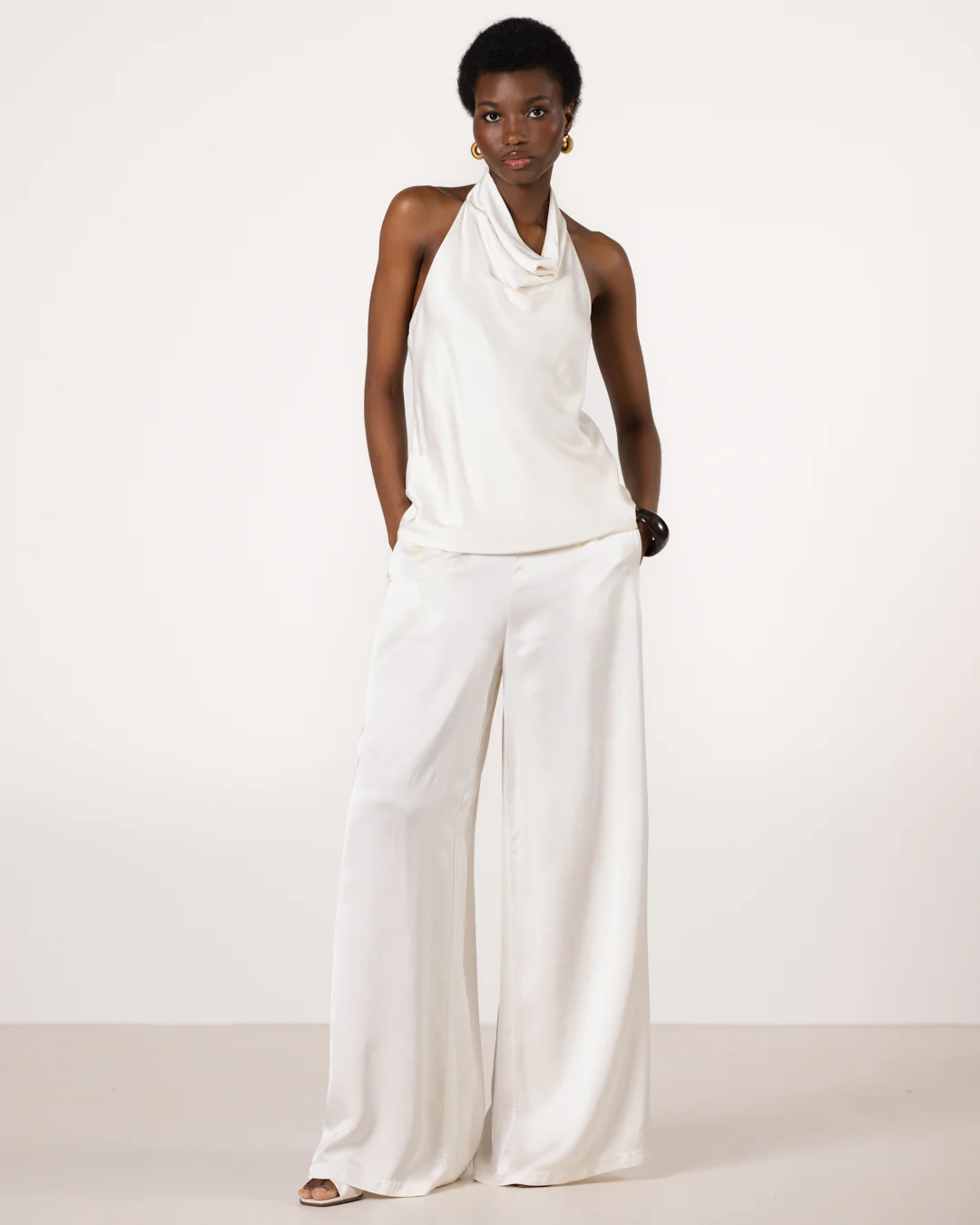Carmen Backless Halterneck Top | Ivory - Image 4