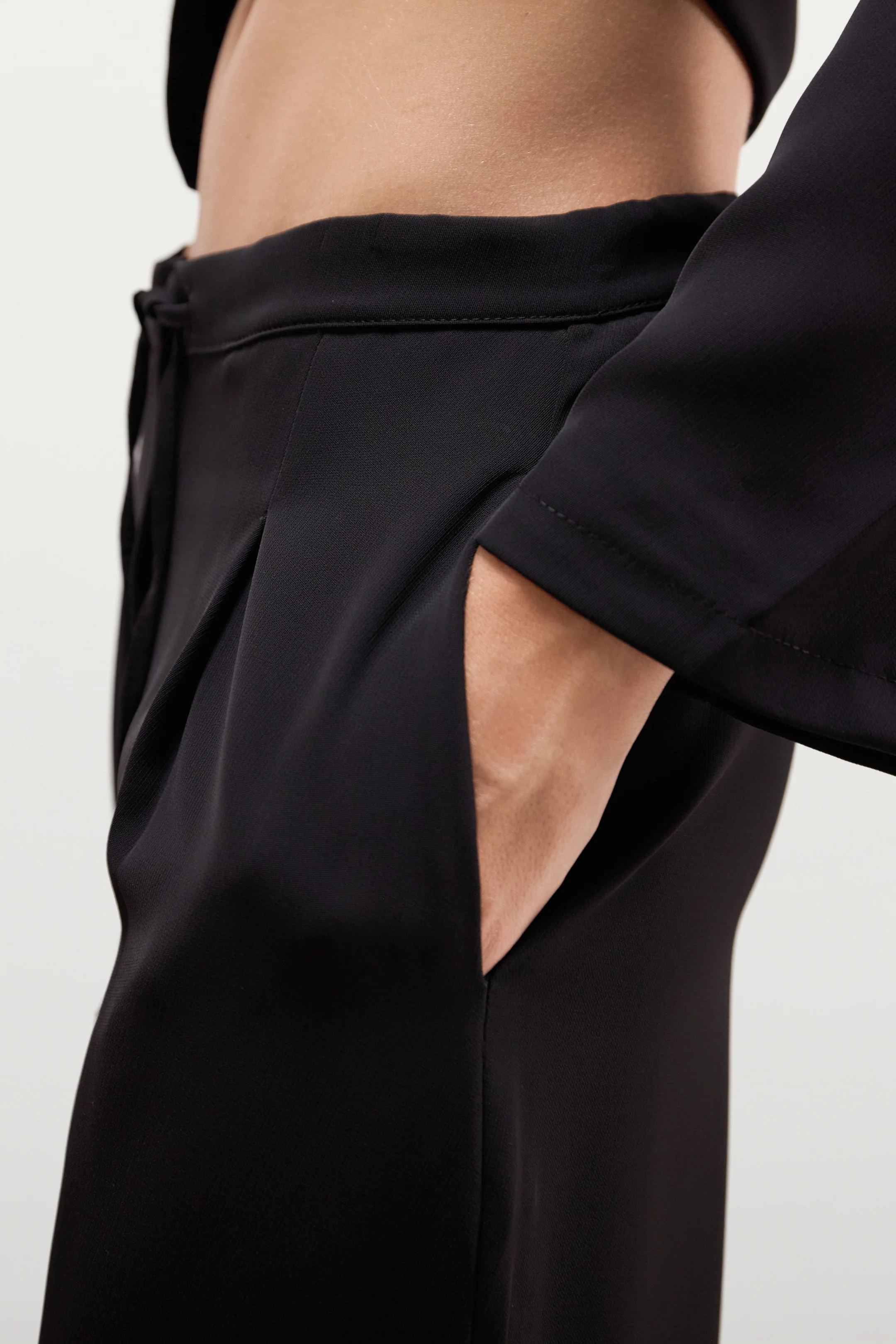 Lana Trousers | Black - Image 2