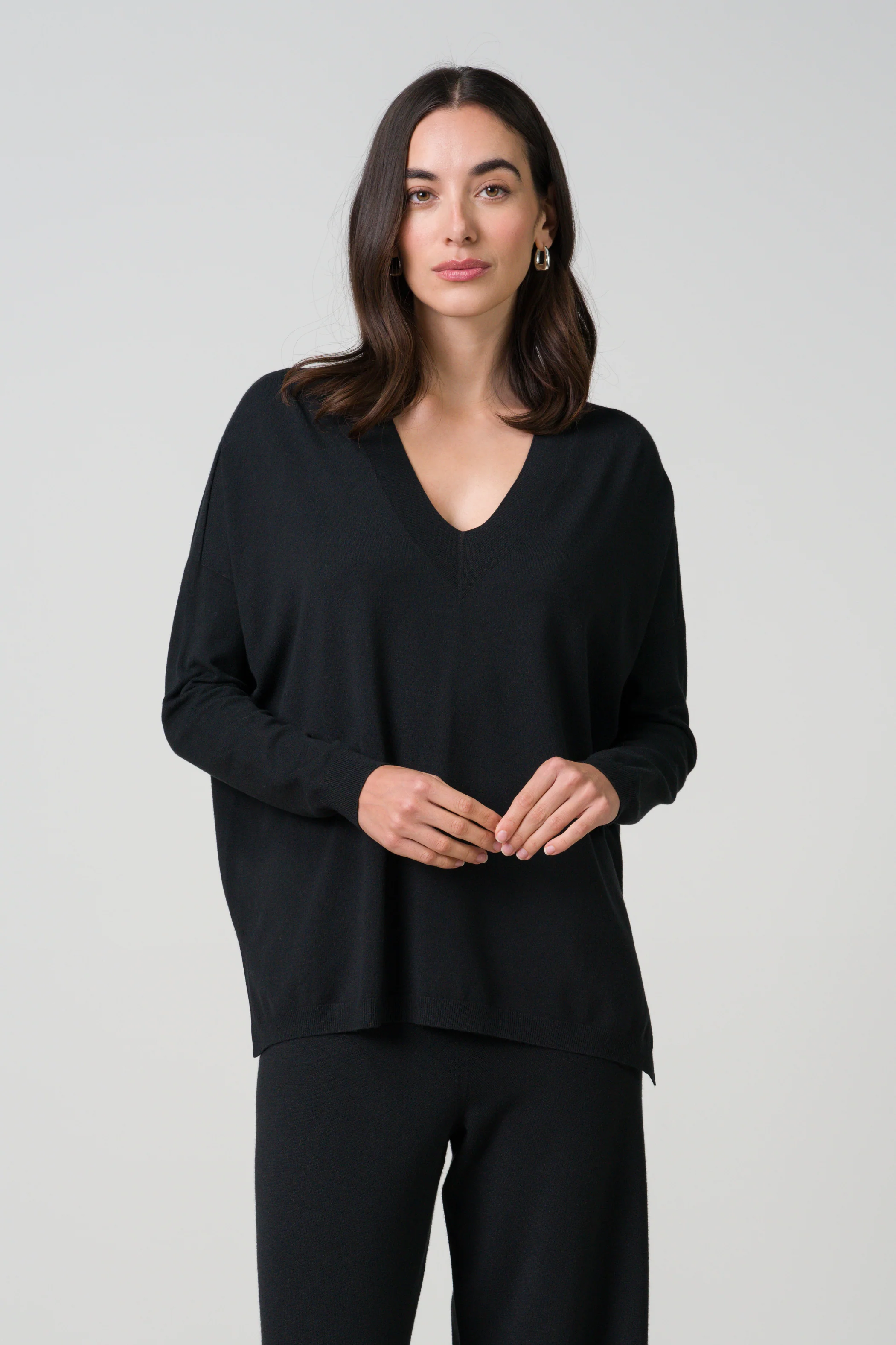 Layla V Neck Sweater | Black | Fine Knit - Image 3