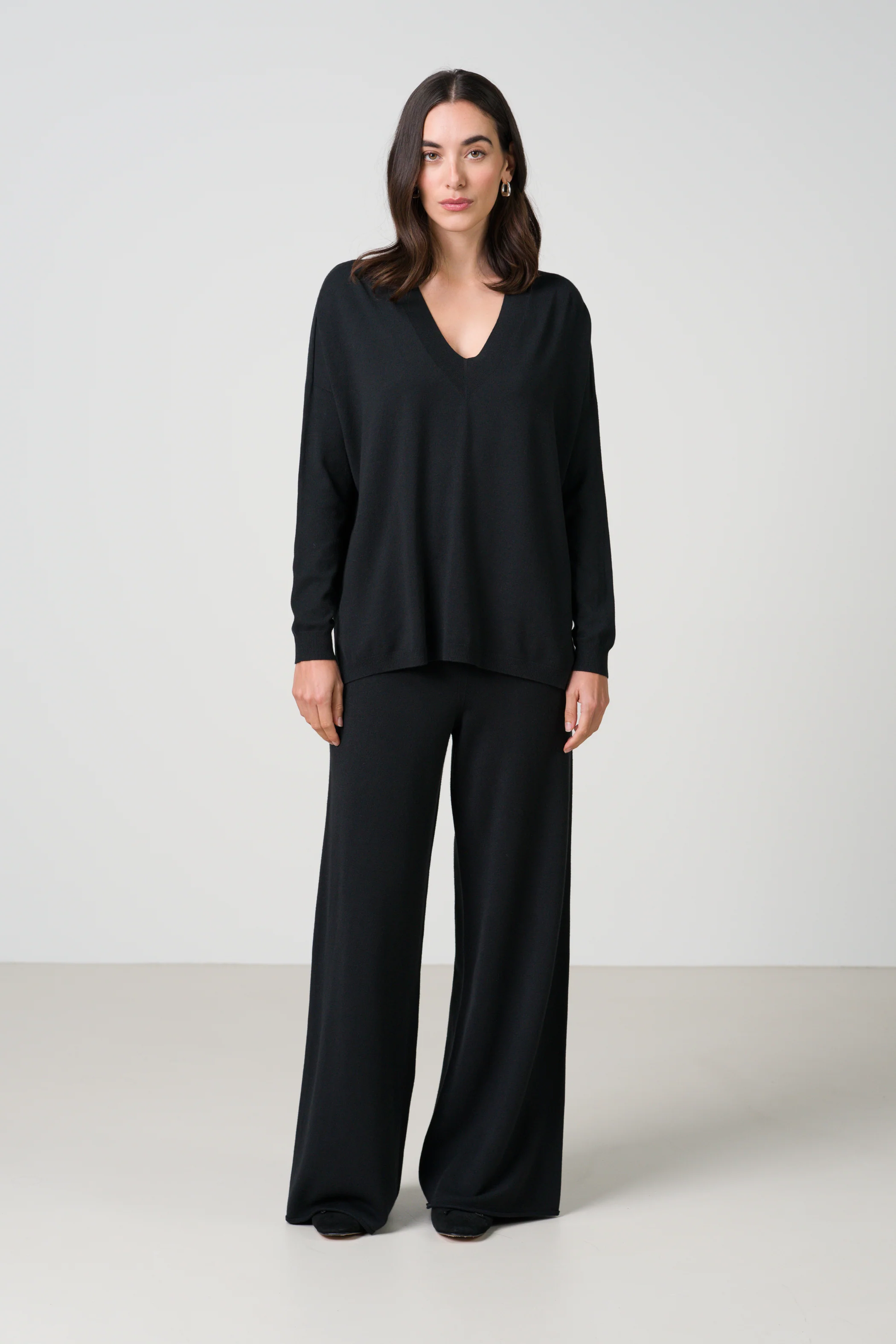 Layla V Neck Sweater | Black | Fine Knit - Image 6