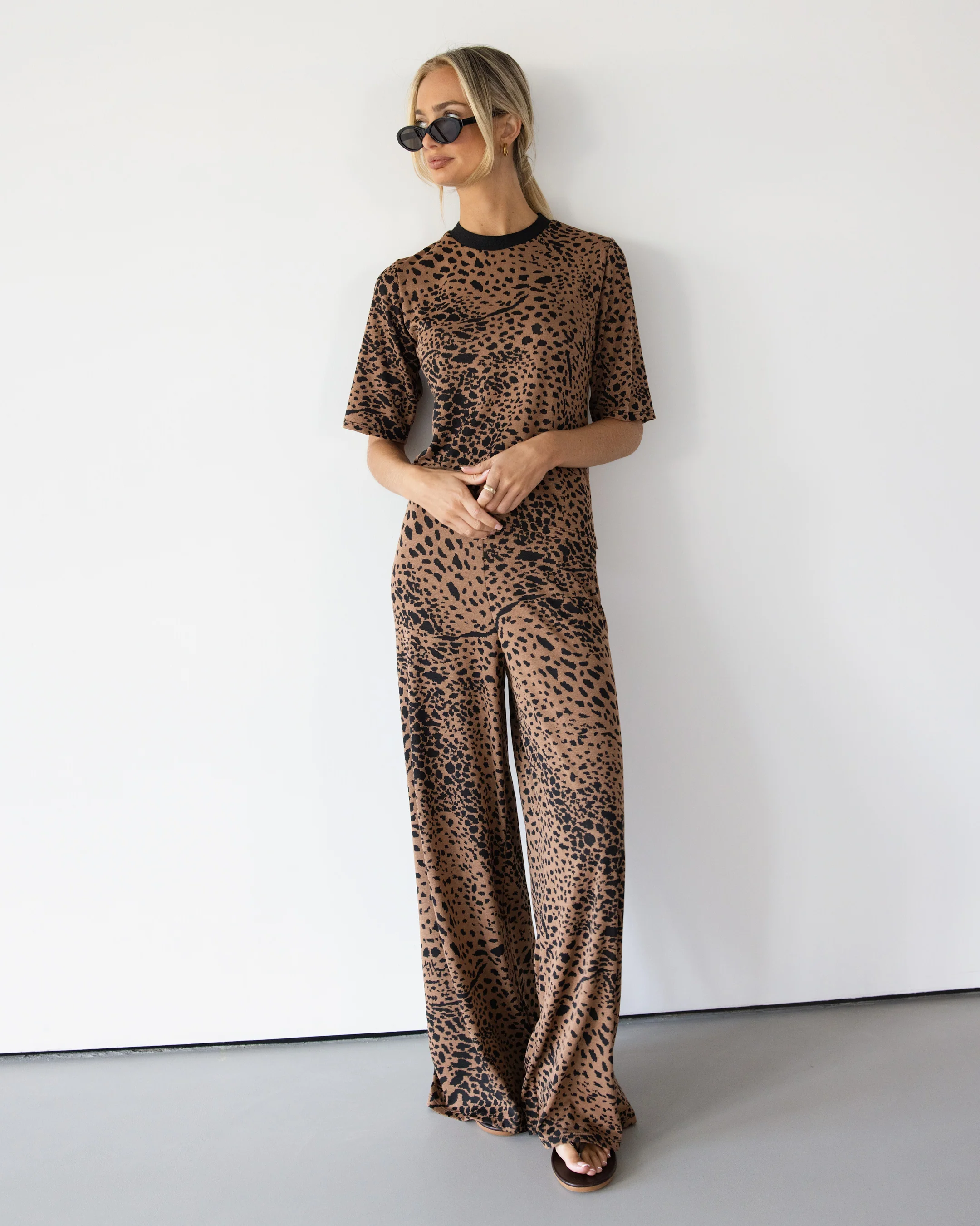 Leila Short Sleeve Top | Leopard Brown - Image 5