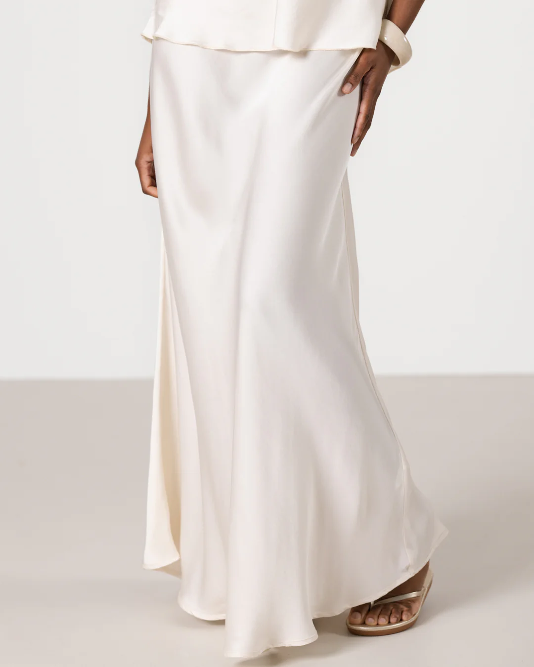 Lexi Satin Maxi Skirt | Ivory - Image 2