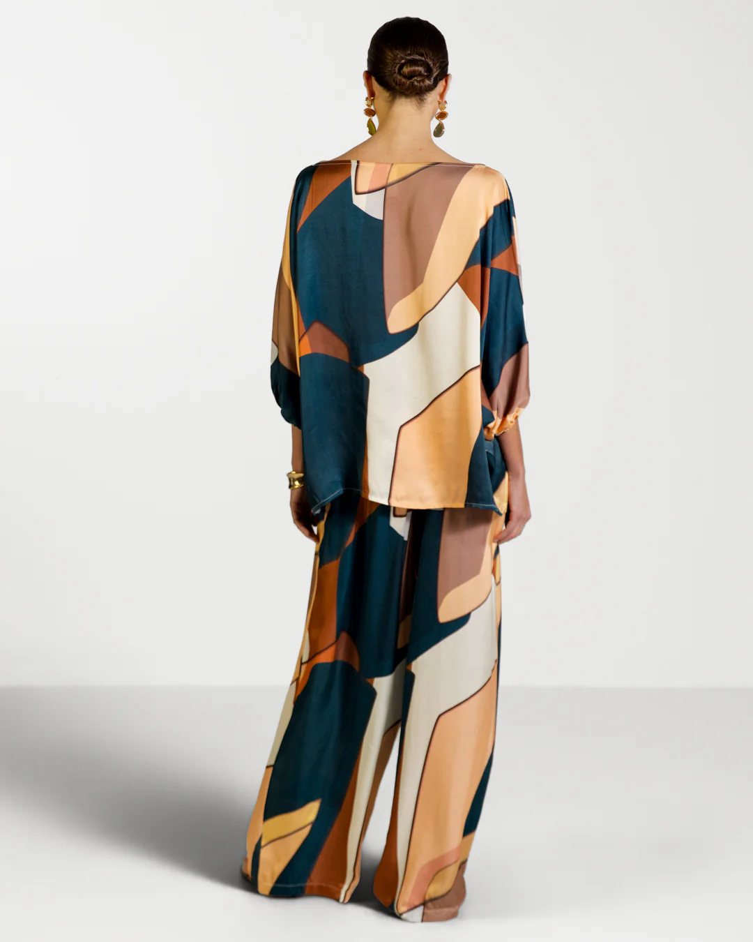 Lilith Elastic Waist Silk Trousers - Image 4
