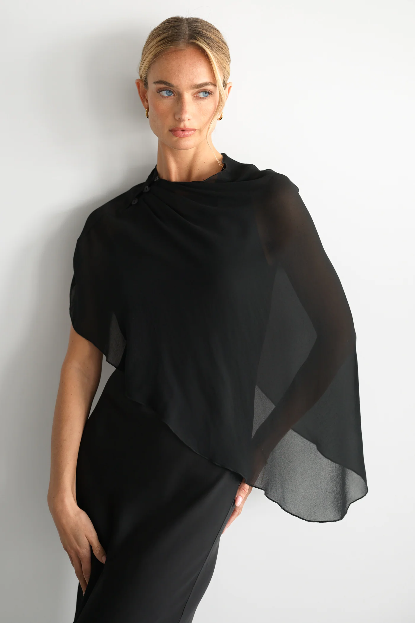 Lumi Asymmetric Poncho | Black - Image 4