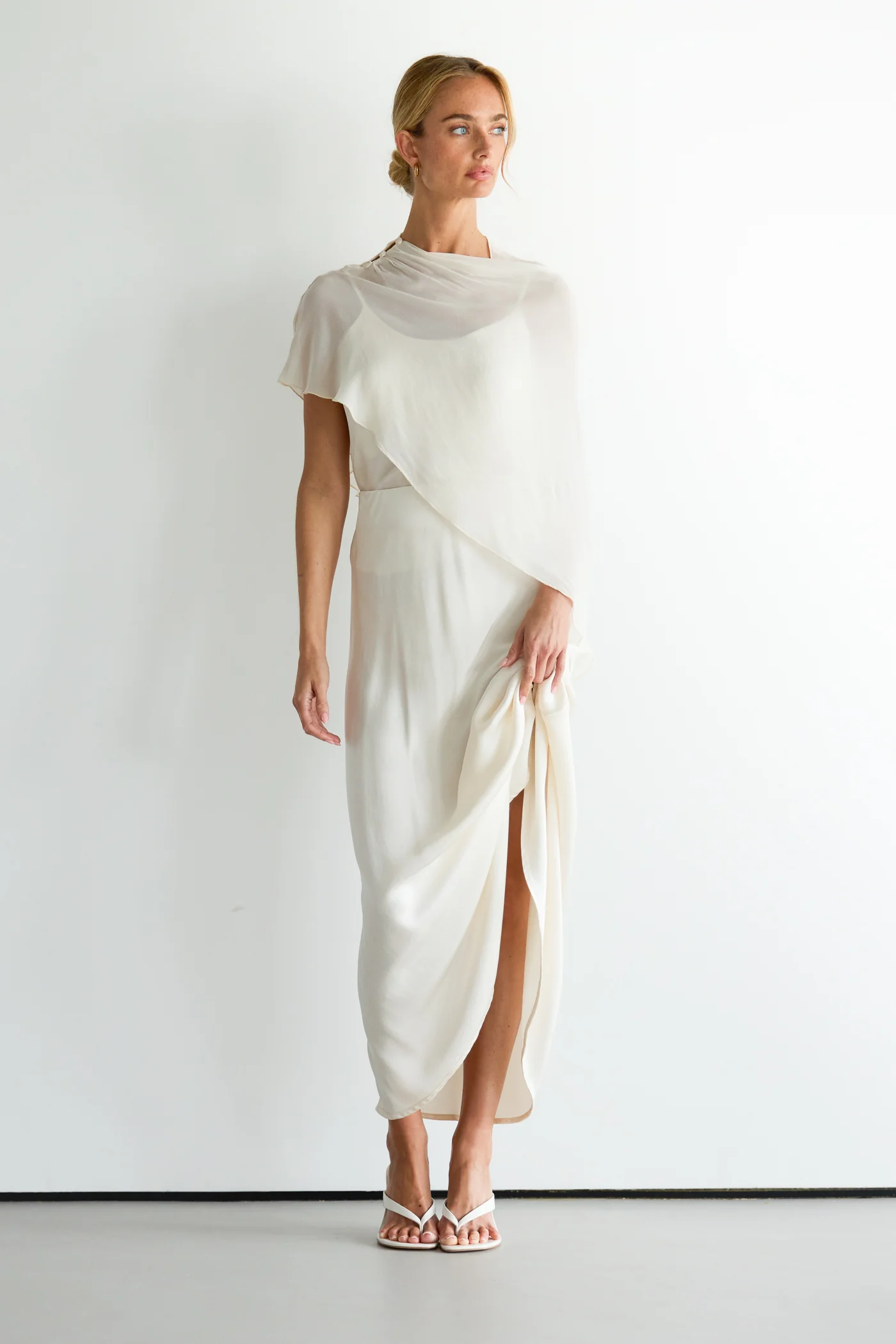 Lumi Asymmetric Poncho | Ivory - Image 3