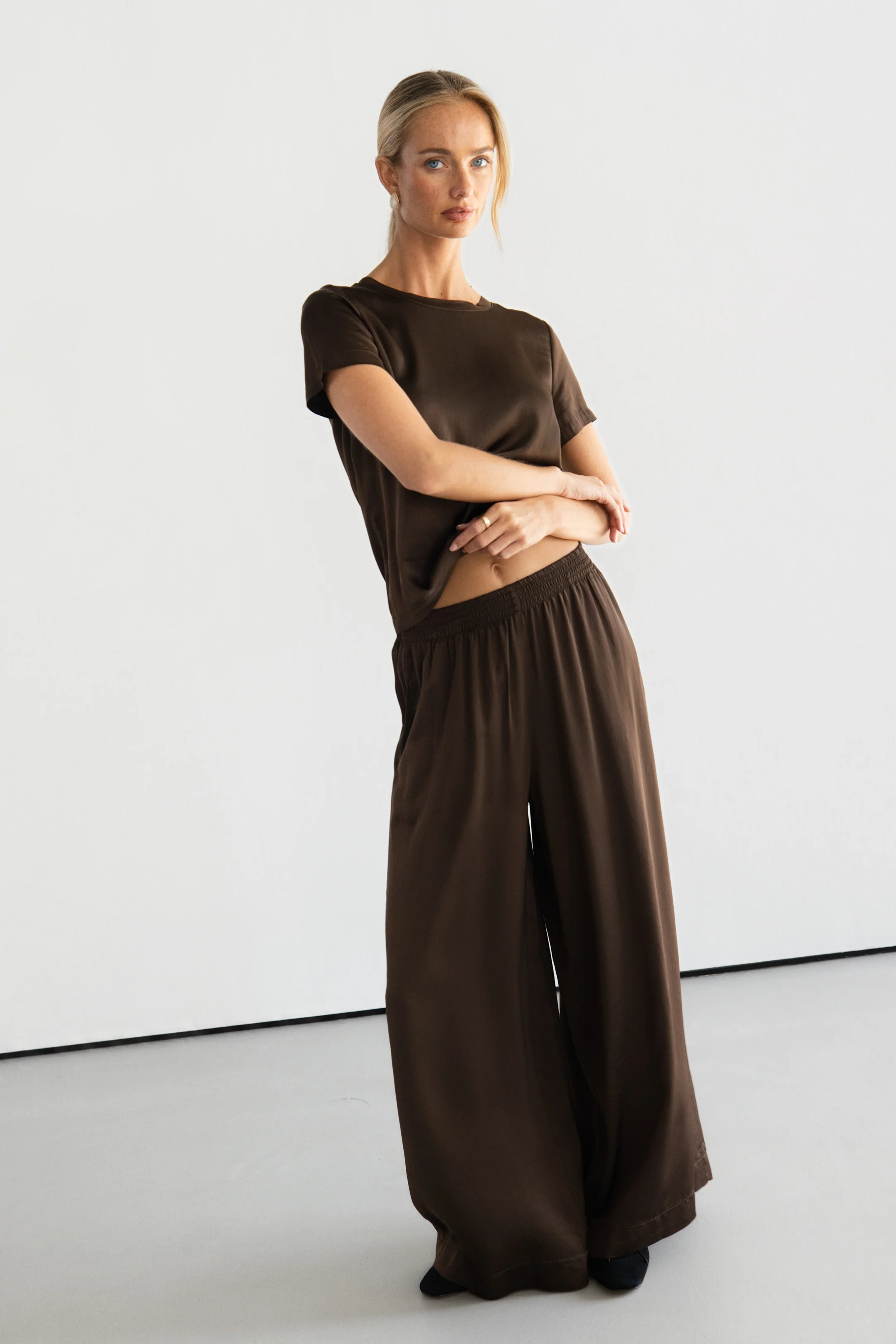 Daisy Elastic Waist Satin Pants | Chocolate Brown - Image 5