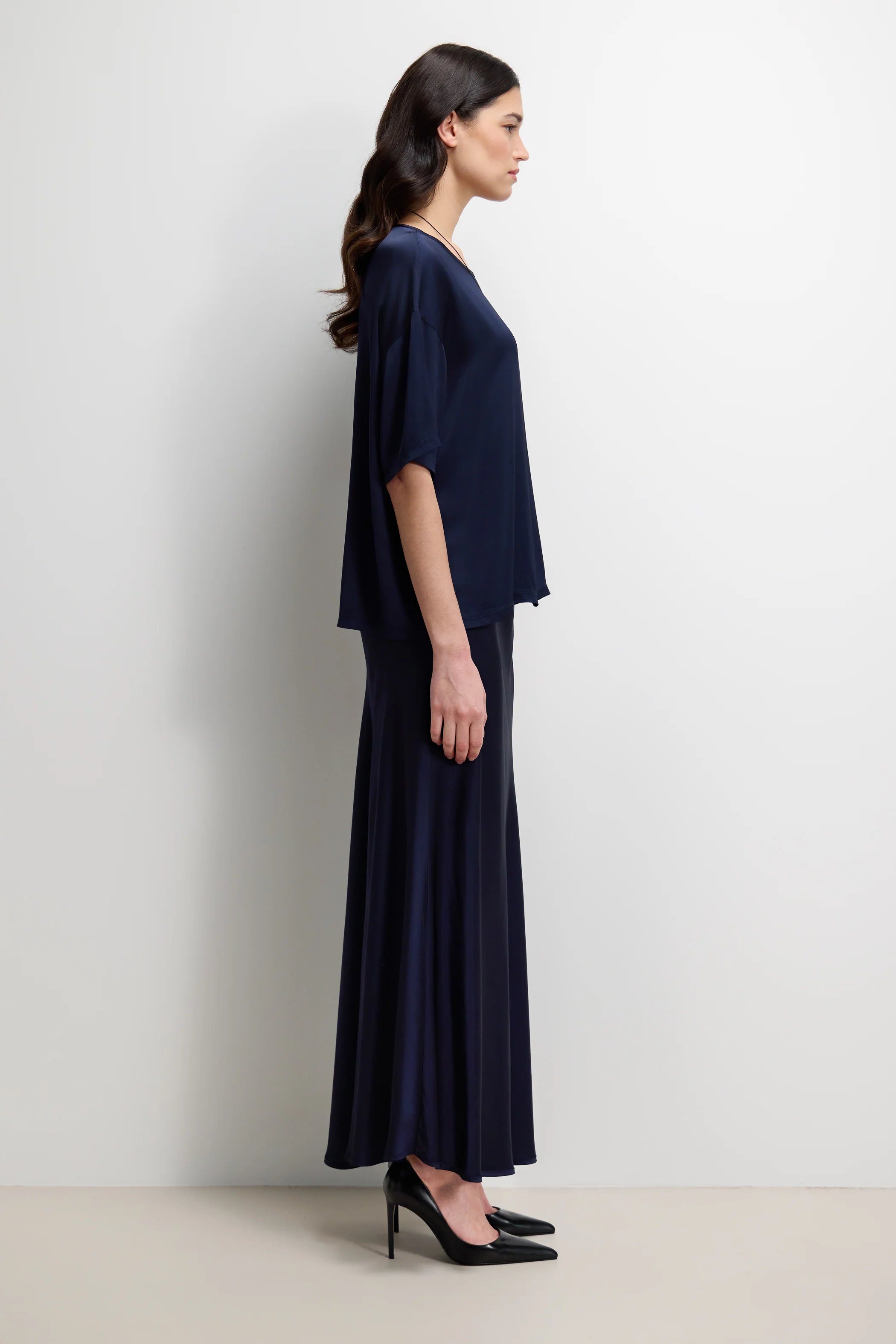 Mila Back Slit Satin Top | Navy - Image 5