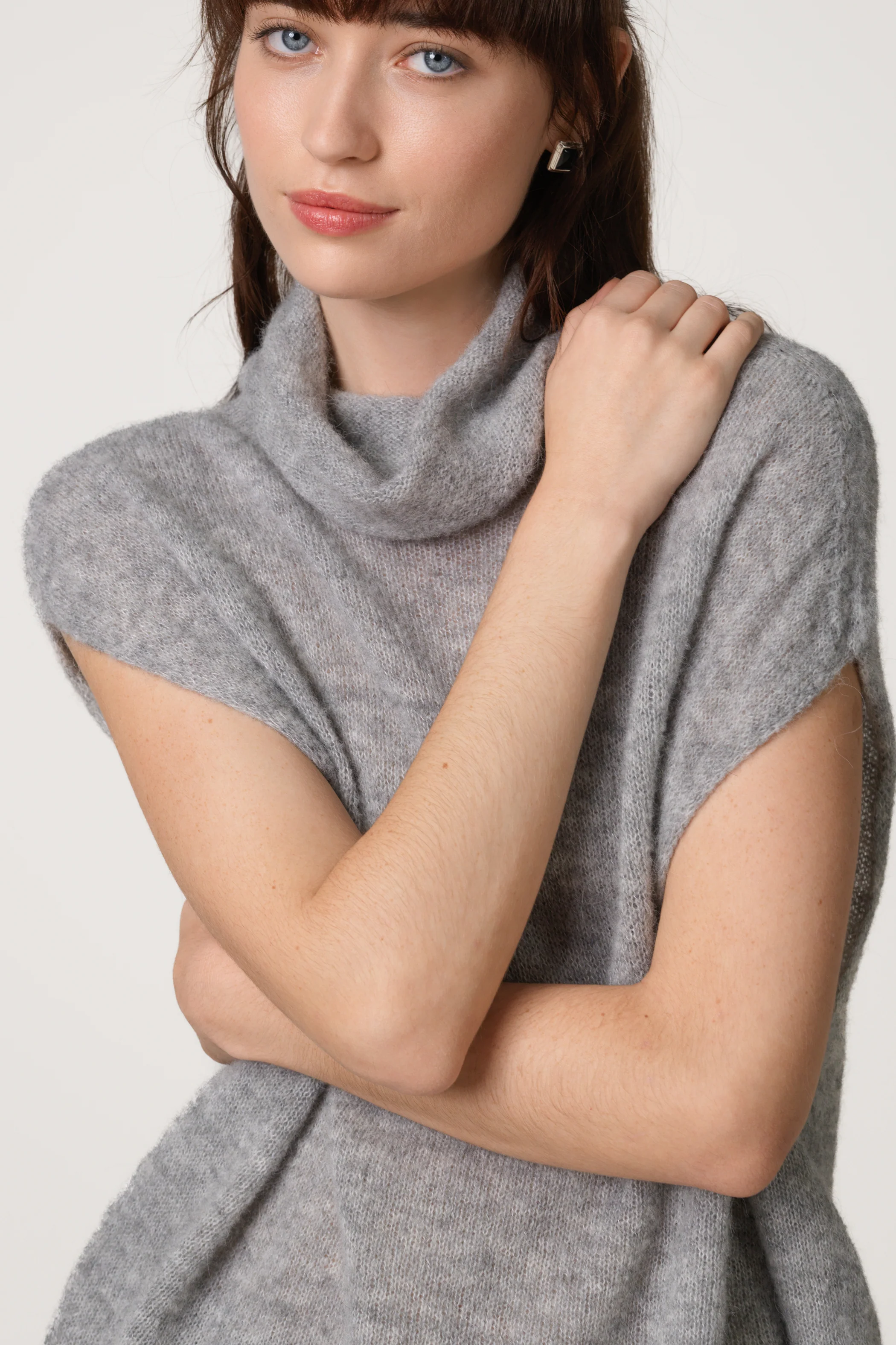Nyx Sleeveless Turtleneck | Grey | Alpaca-Wool Blend - Image 6