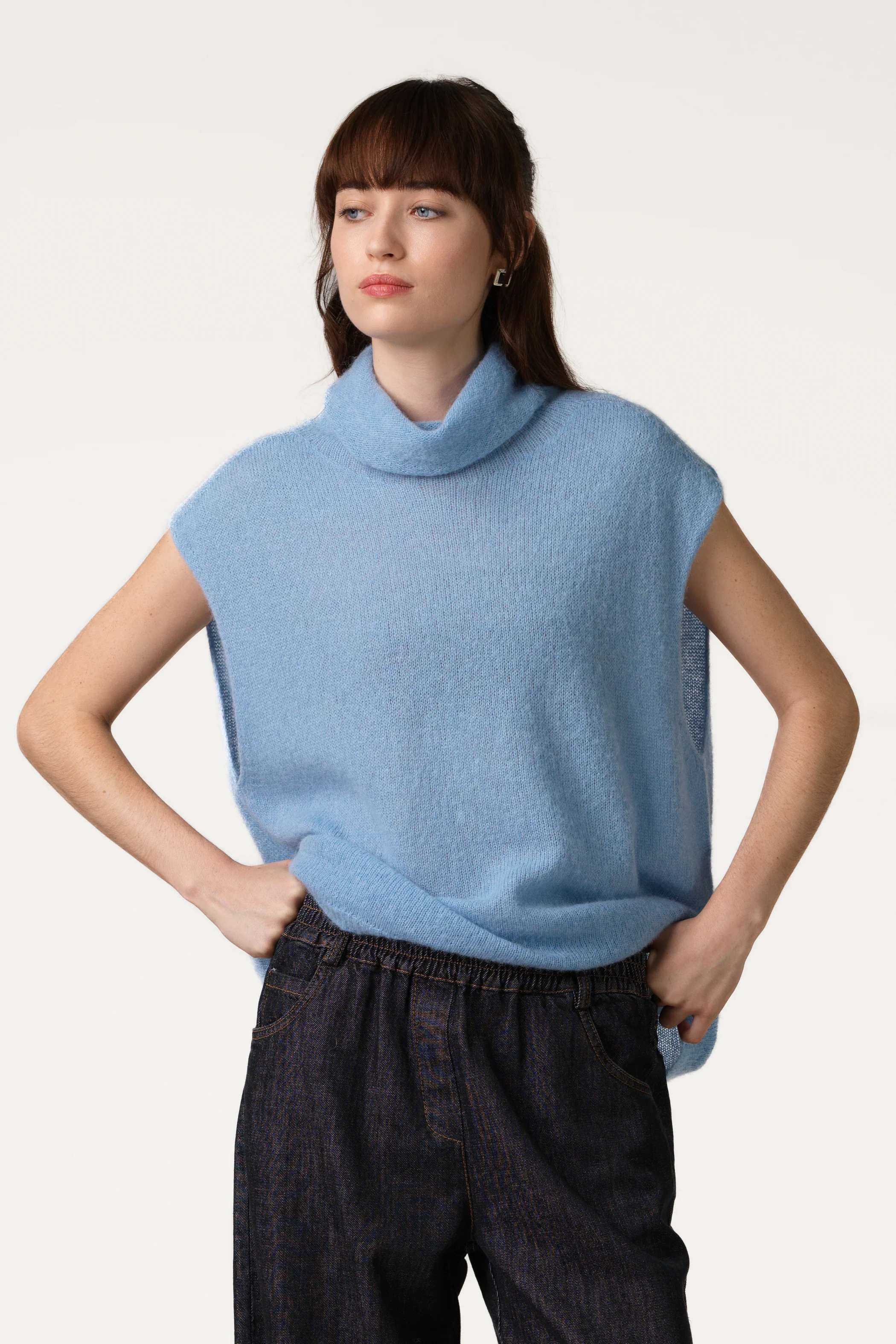 Nyx Sleeveless Turtleneck | Sky Blue | Alpaca-Wool Blend - Image 2