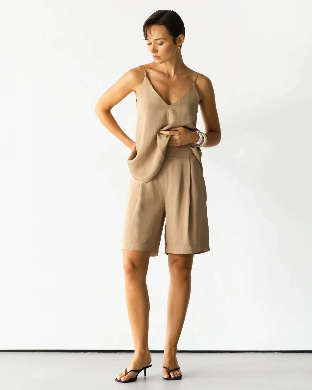 Penny Elastic Waist Shorts | Beige - Image 2