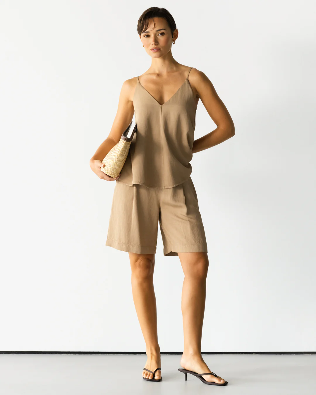 Penny Elastic Waist Shorts | Beige - Image 7
