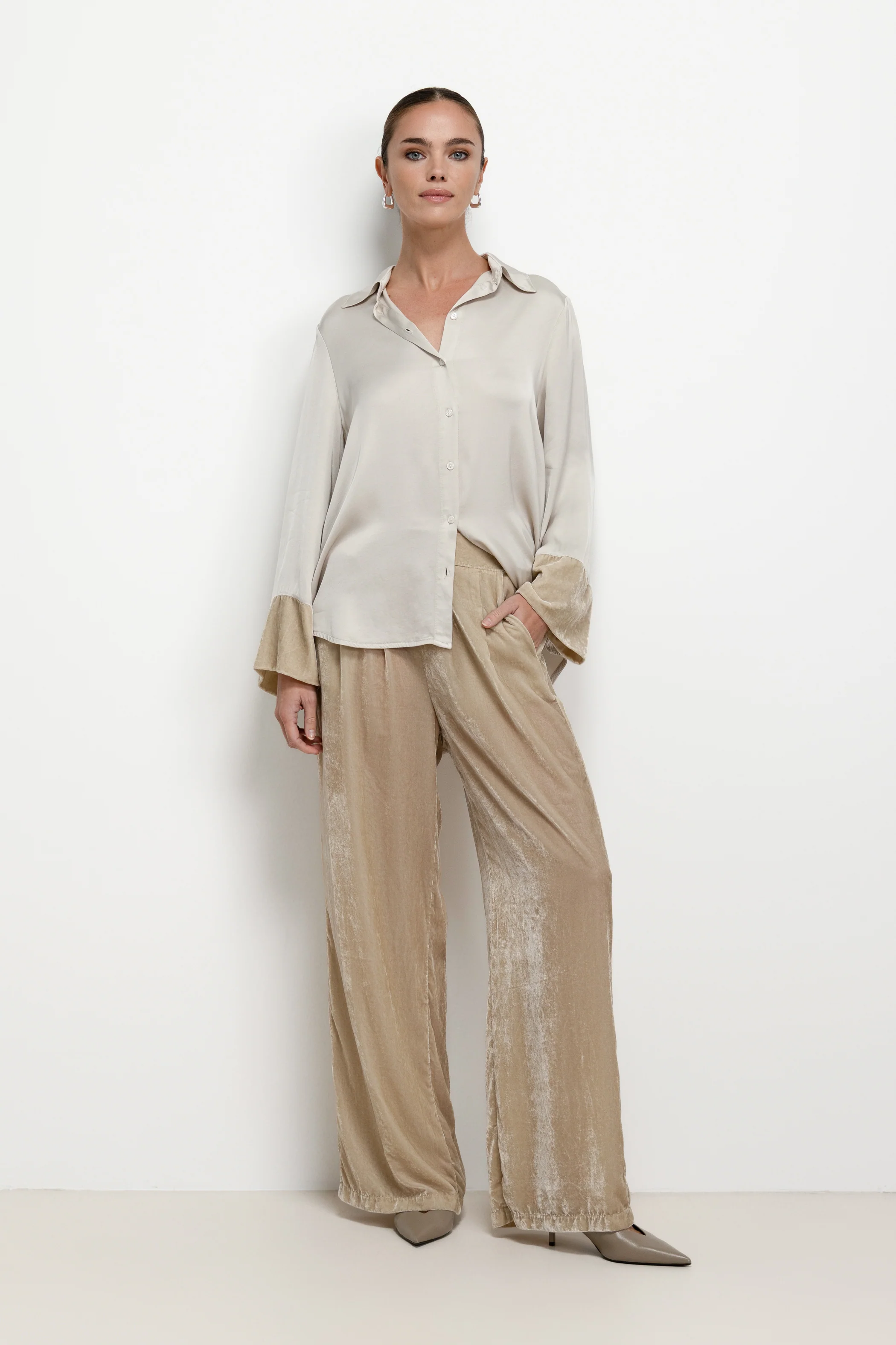 Piper Velvet Elastic Waist Trousers | Honey - Image 2