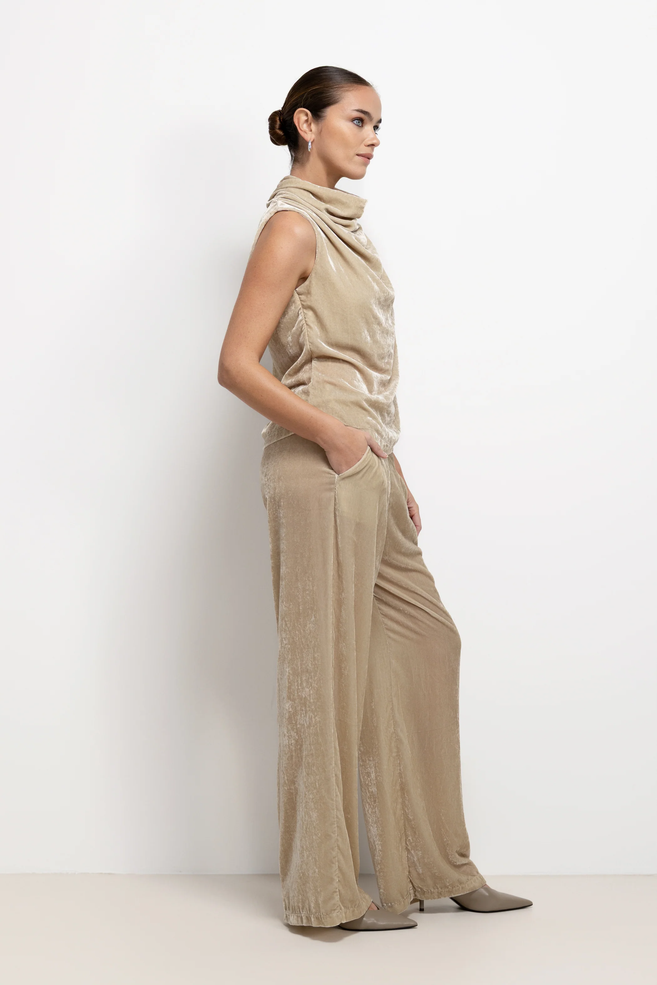 Piper Velvet Elastic Waist Trousers | Honey - Image 5