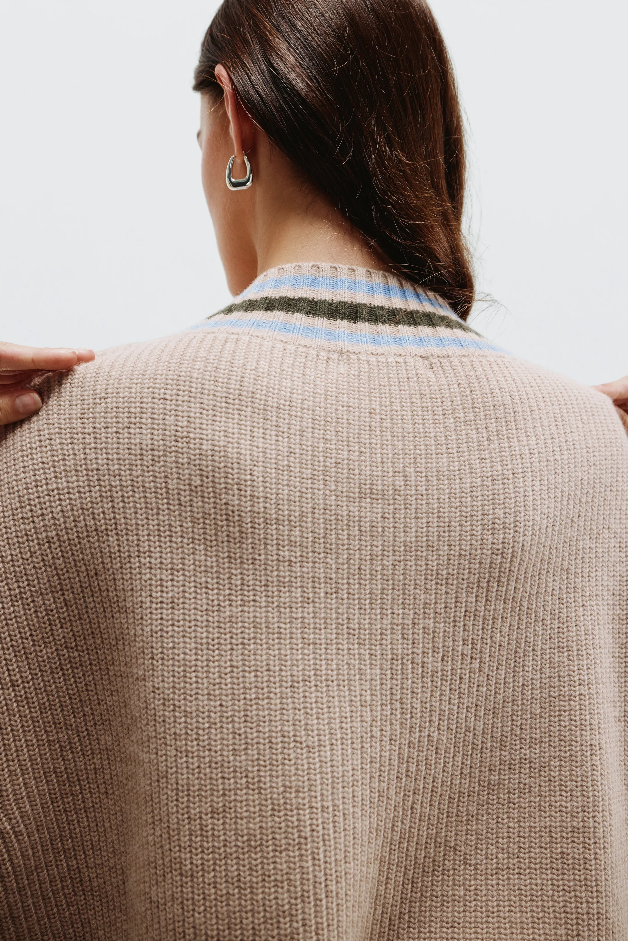 Poppy Knitted Vest | Mocha | Wool-Cashmere Blend - Image 3