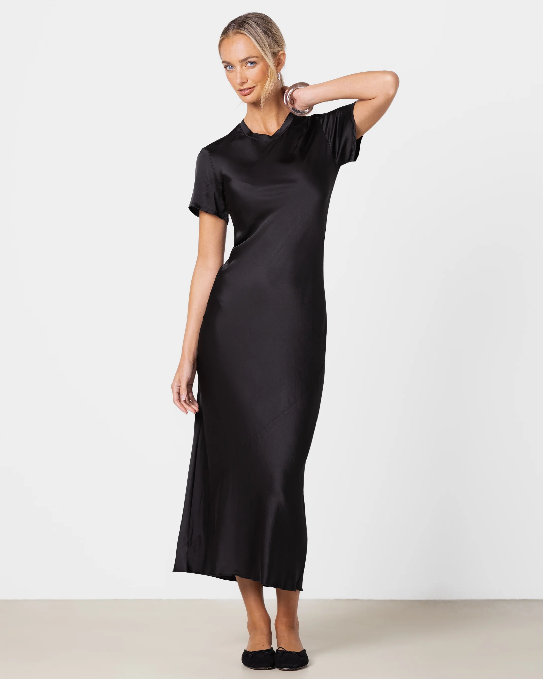 Saskia Short Sleeve Satin Dress | Black - Image 5