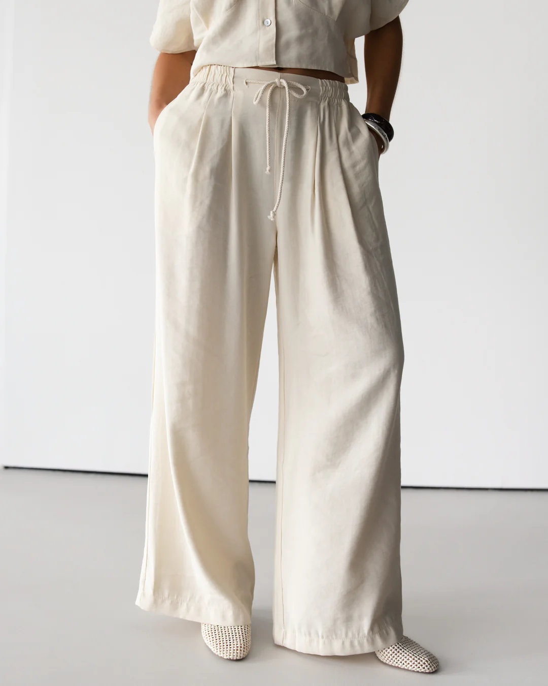 Serena Drawstring Trousers | Ivory - Image 4
