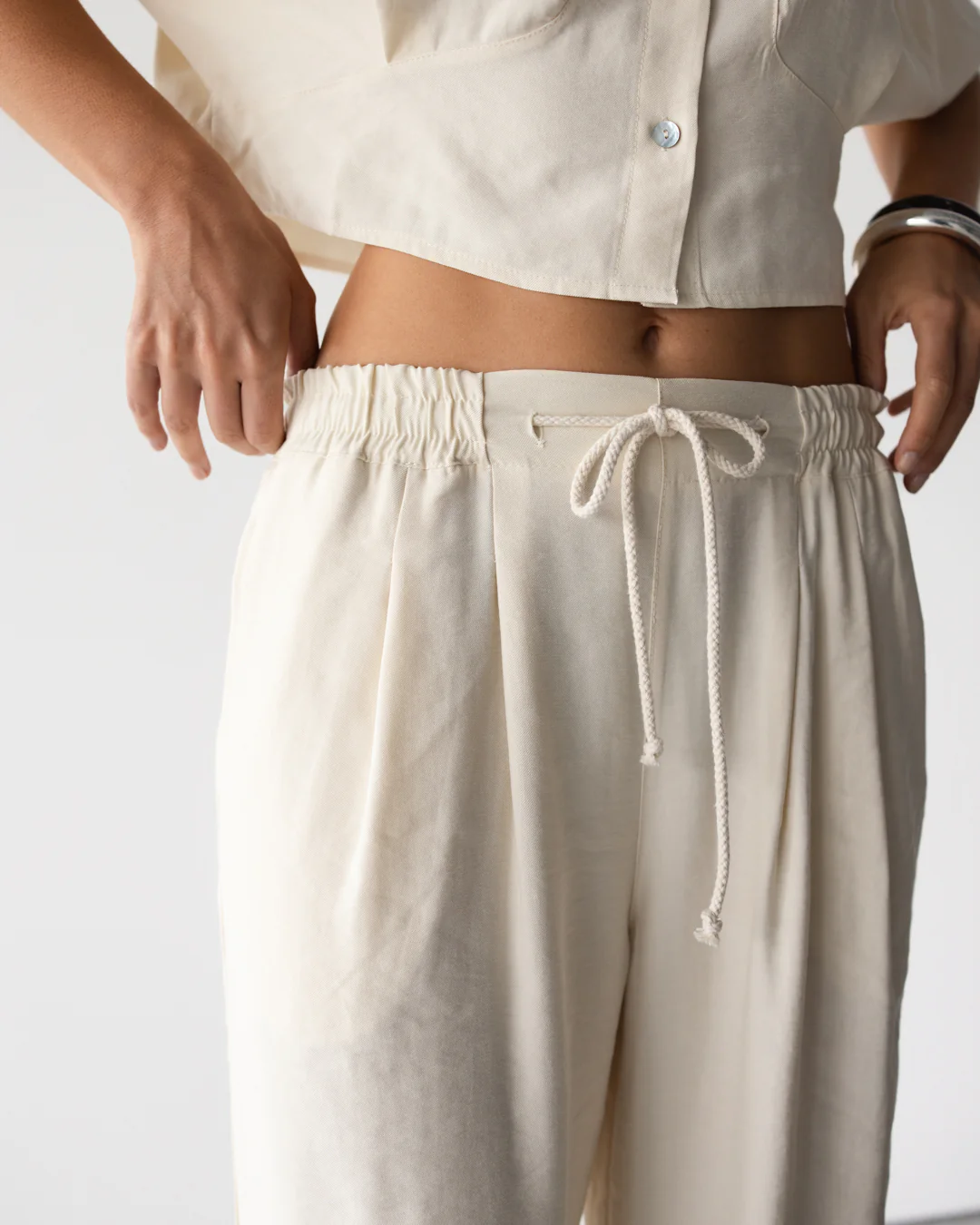 Serena Drawstring Trousers | Ivory - Image 6