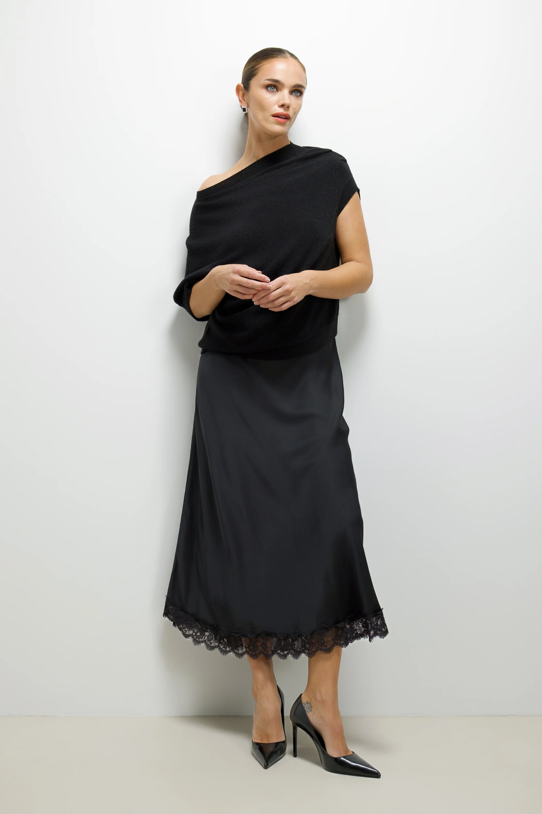 Sofia Lace Satin Skirt | Black - Image 3