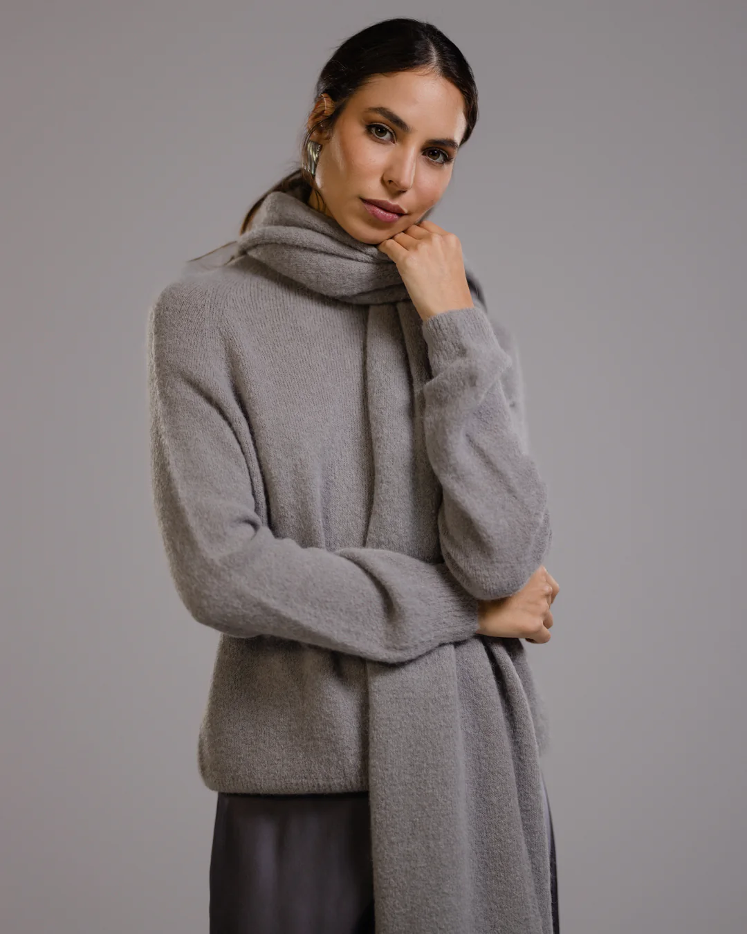 Sonya Shawl | Light Grey | Alpaca Blend - Image 3