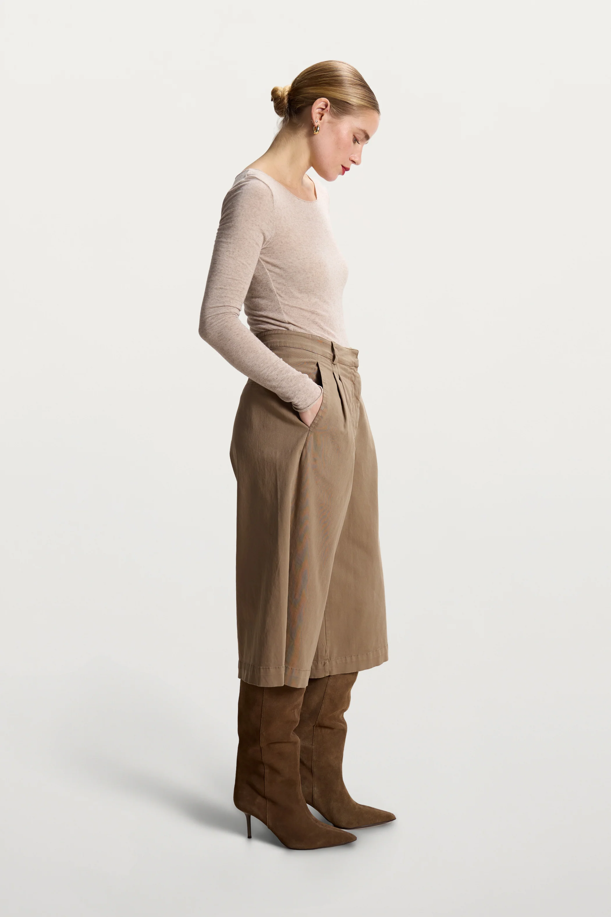 Sydney Bermuda Shorts | Taupe - Image 2