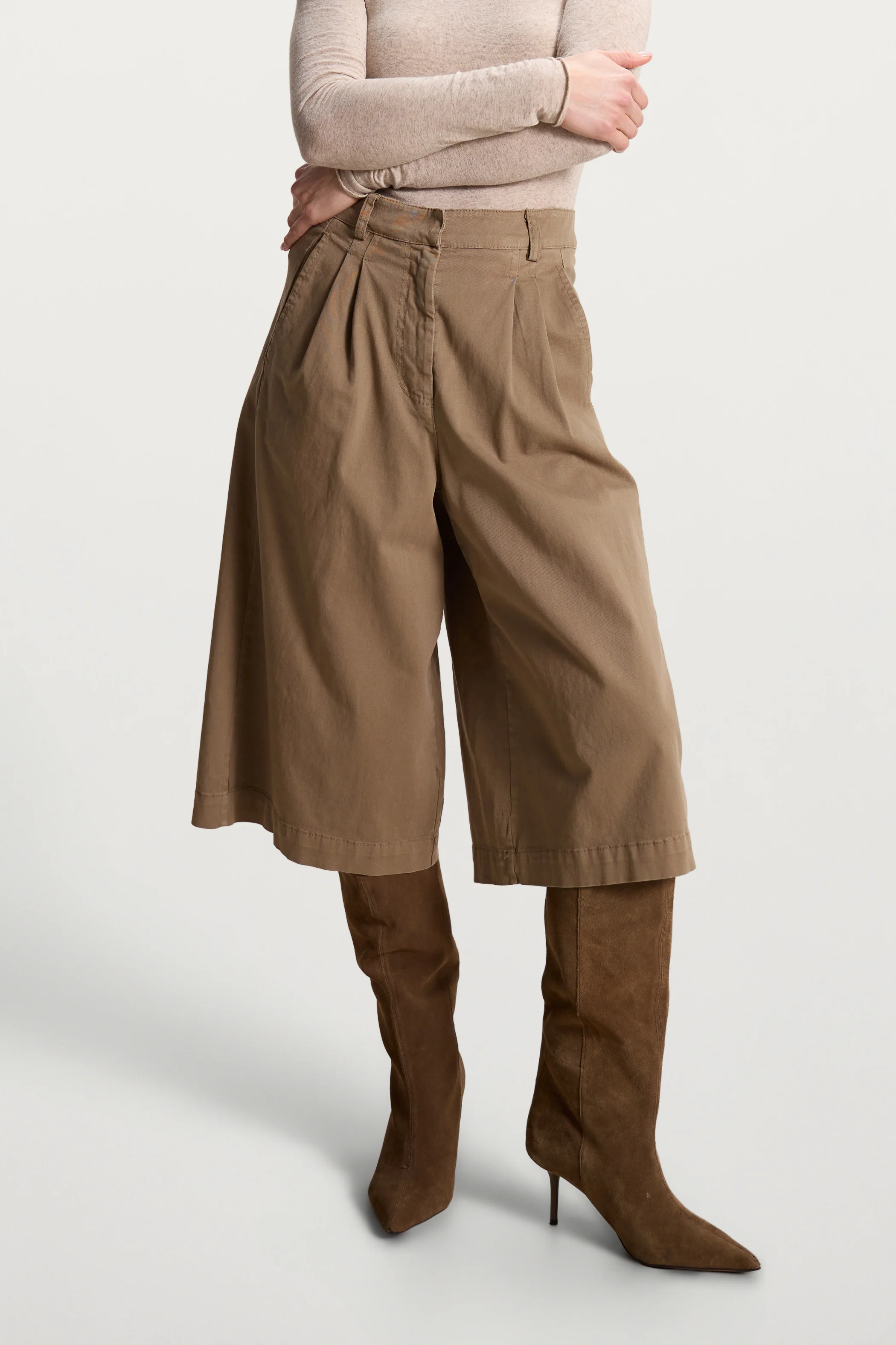 Sydney Bermuda Shorts | Taupe - Image 4